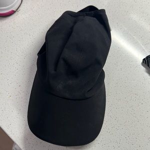 Lululemon black hat